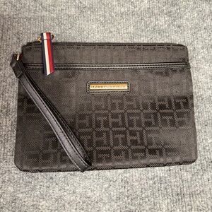 Tommy Hilfiger Wristlet
